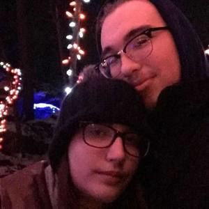 Meet your Posher, Kara